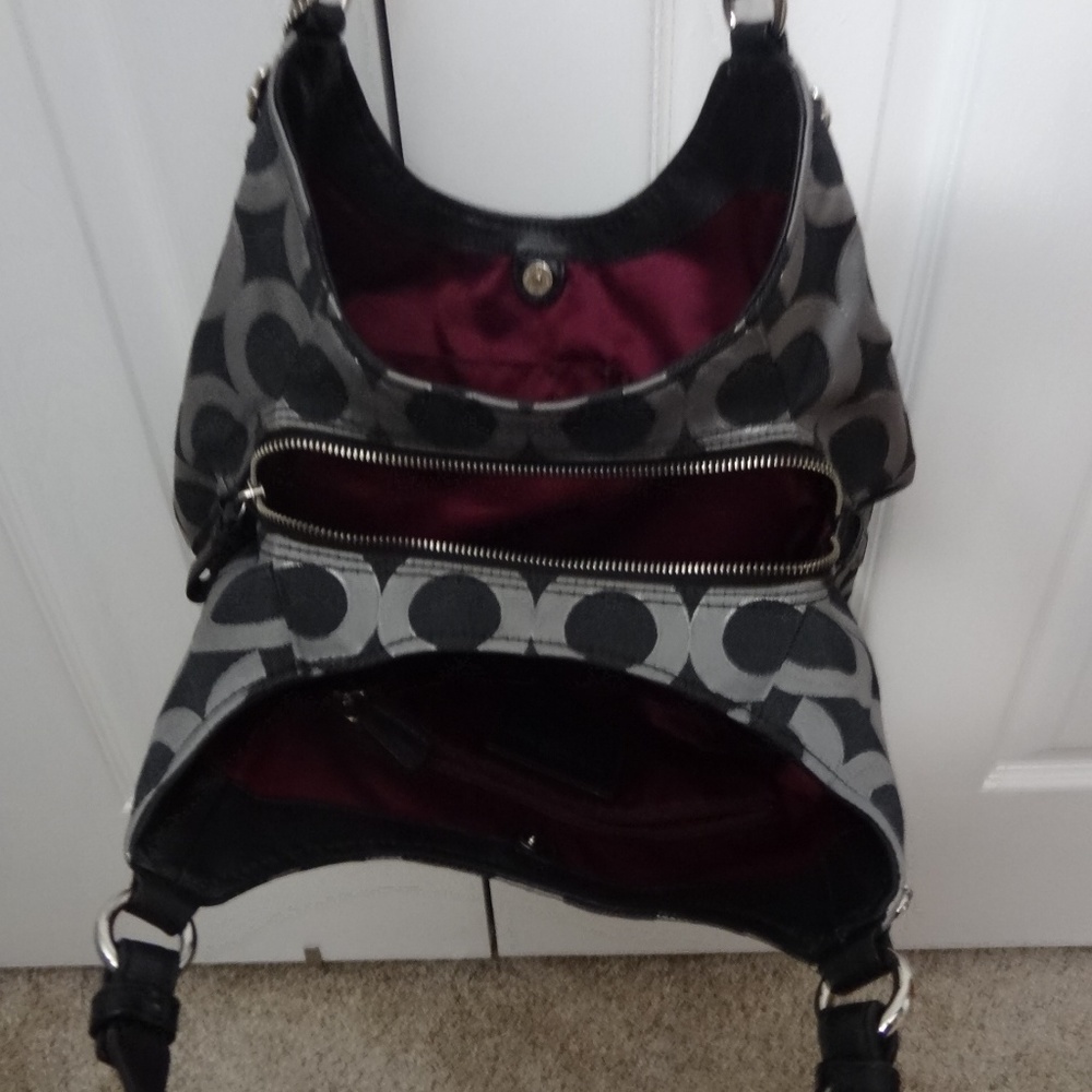 Authentic Coach Purse - Picture 3 of 7